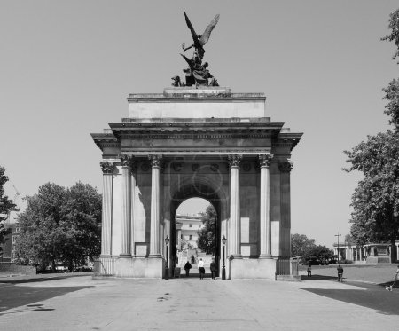 Black and white Wellington arch in London