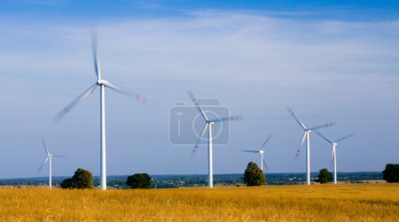 Power generating wind turbines