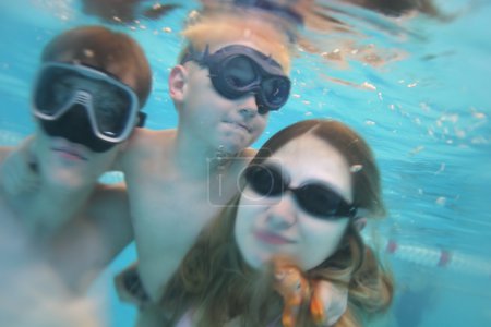 Family underwater pool