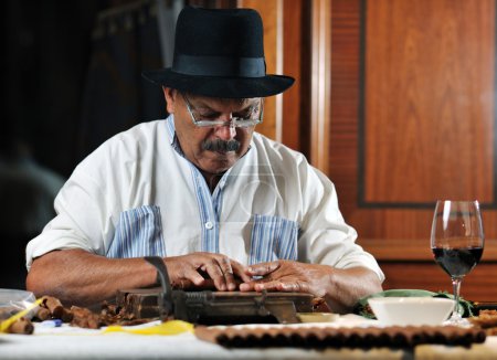 Man making luxury handmade cuban cigare