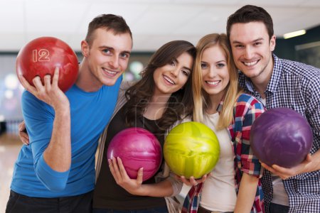 Friends at the bowling alle