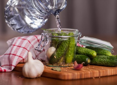 Preparation of pickled cucumbers
