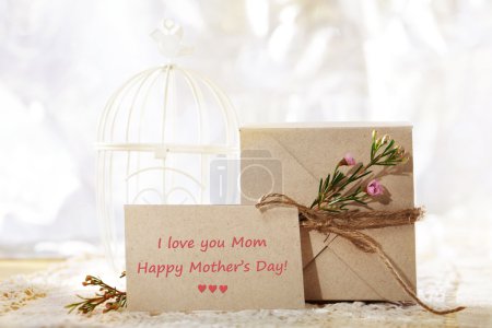 I love you Mom, card and gift box