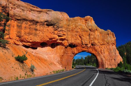 Red Arch road tunnel at bryce canyon