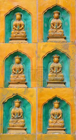 Buddha statue pattern