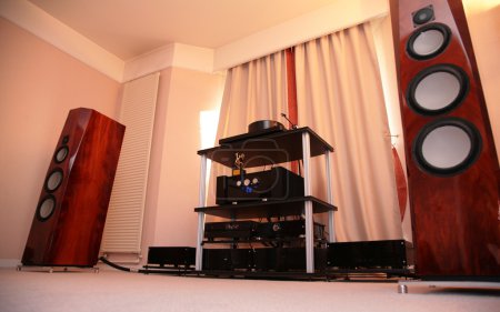 Hi-end audio system