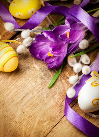 Easter background with flowers and Easter eggs