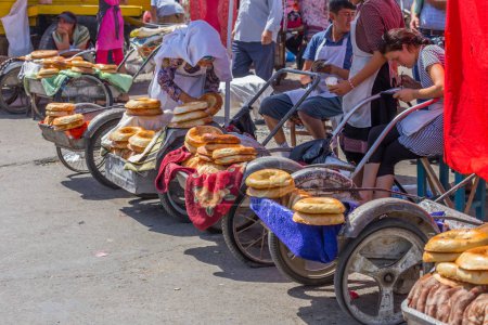 People at market in Samarkand, Uzbekistan